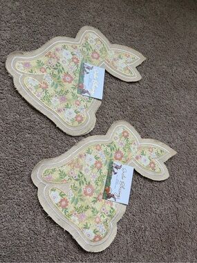 Spring Floral Bunny Placemat Set (6)